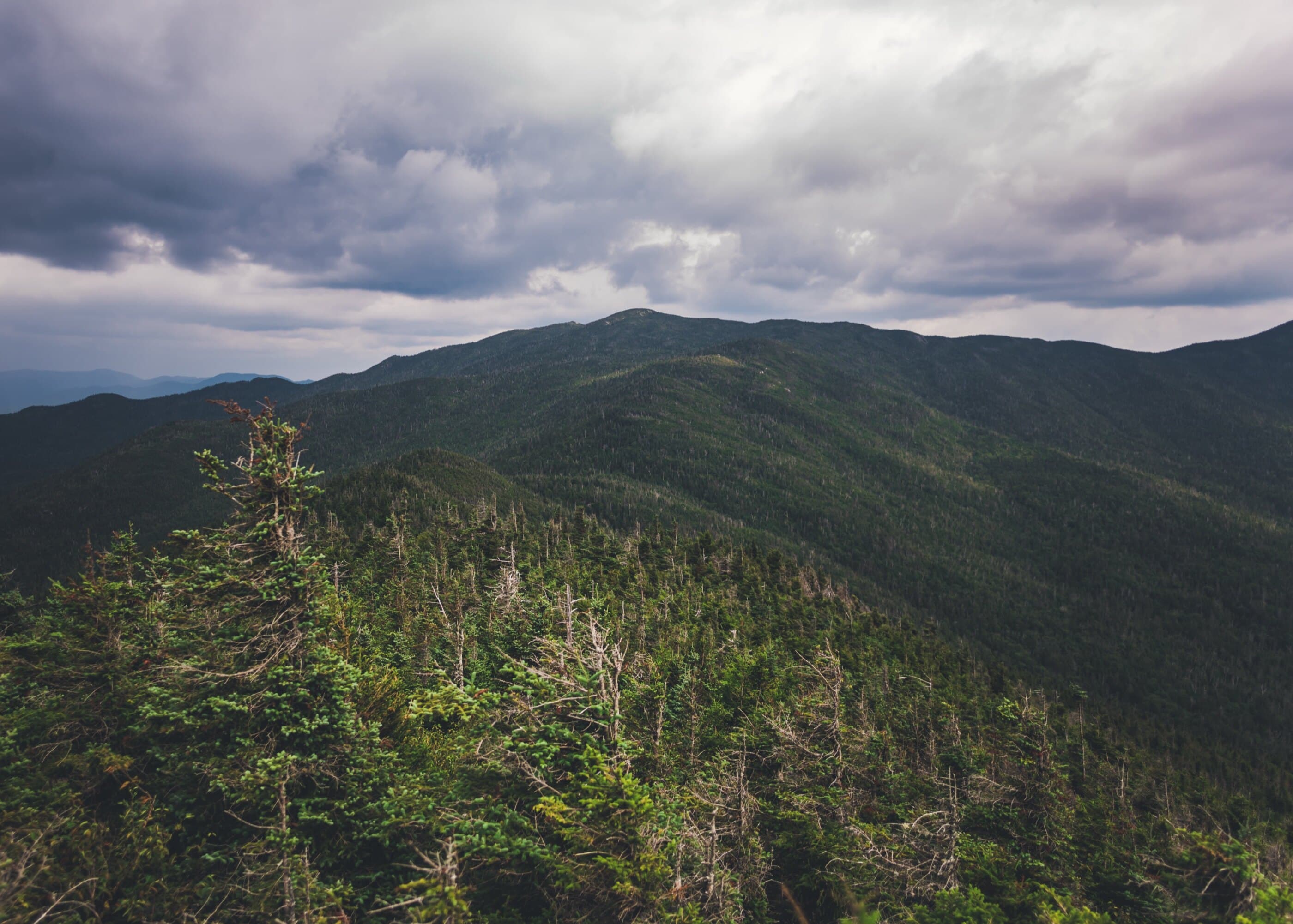 Couchsachraga Peak scenic background