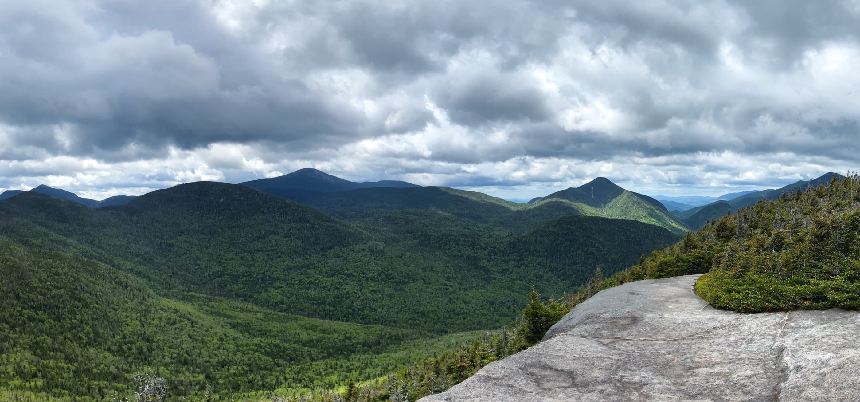 Phelps Mountain scenic background