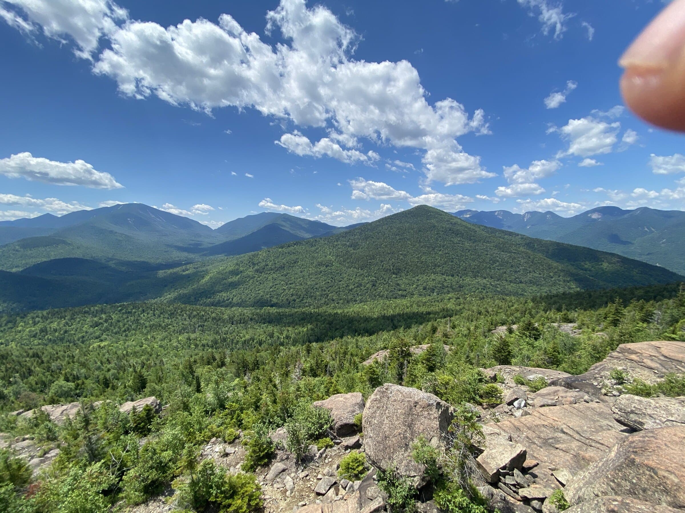 Round Mountain scenic background