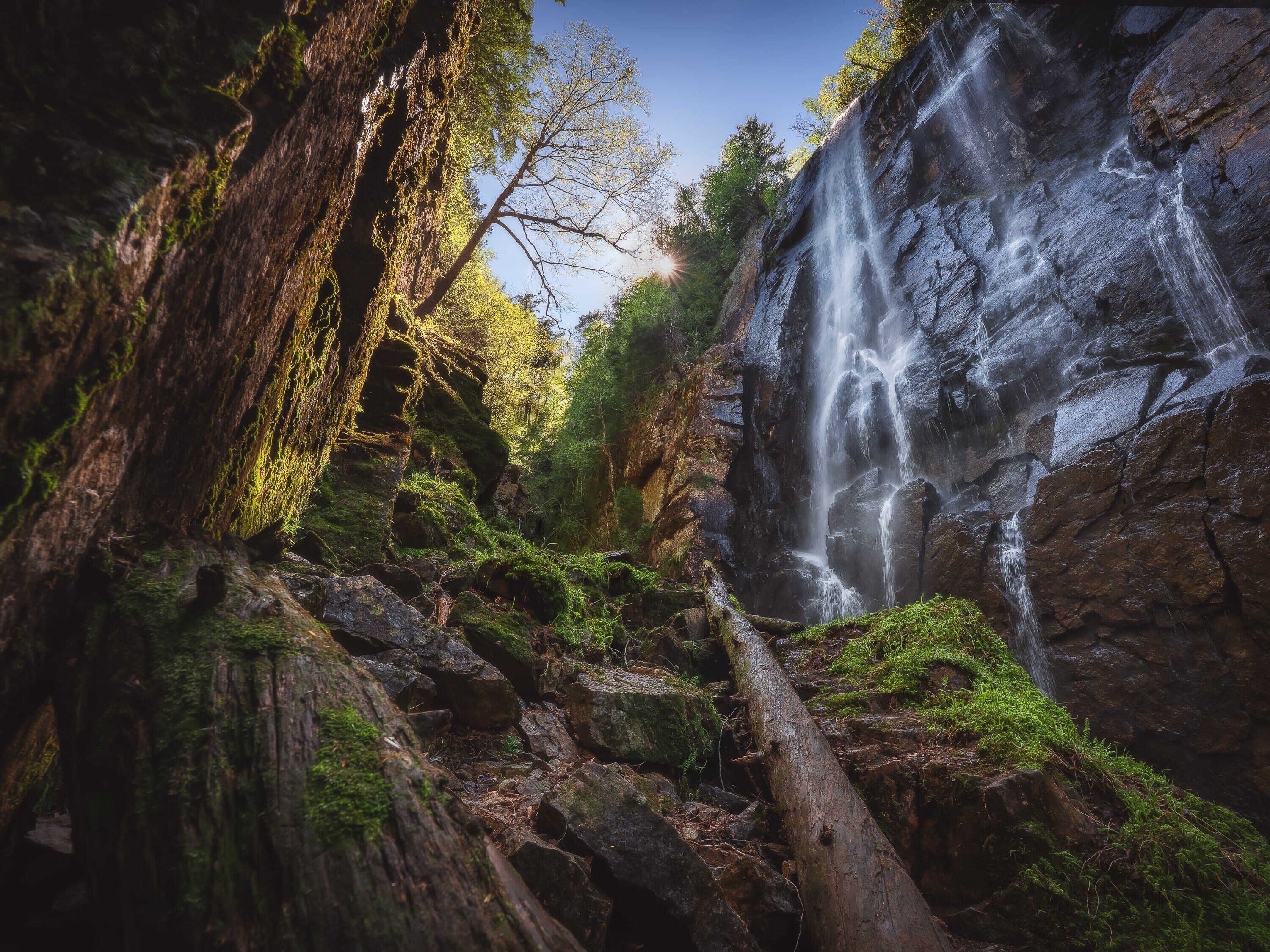 Rainbow Falls image